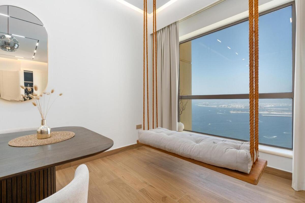 Apartment King 2 Bedroom Jumeirah & Eye Views *