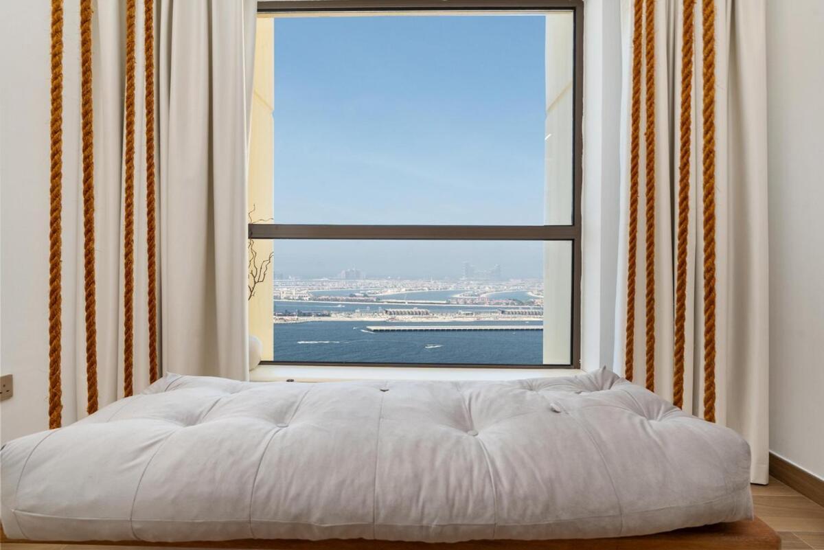 King 2 Bedroom Jumeirah & Eye Views Apartment *